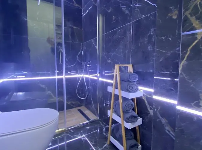 Selene Luxury *