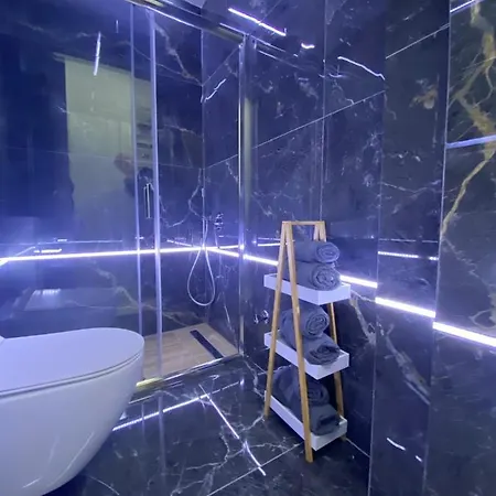 Selene Luxury *